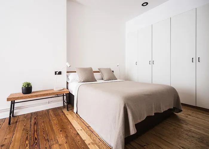 Bella Easo - Iberorent * サン・セバスティアン